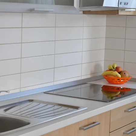 Crepsa Apartman *
